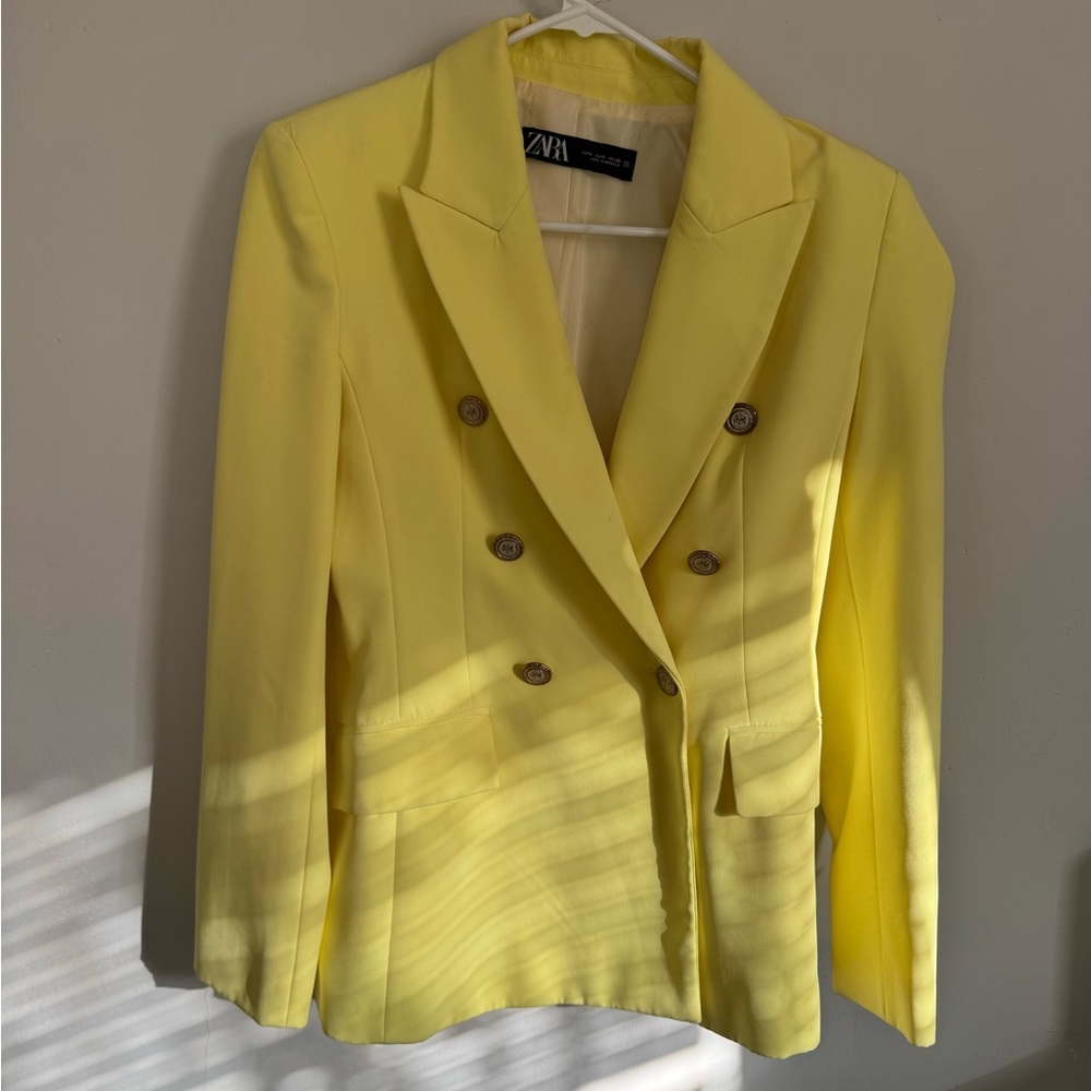 Zara Women's Bright Yellow Blazer